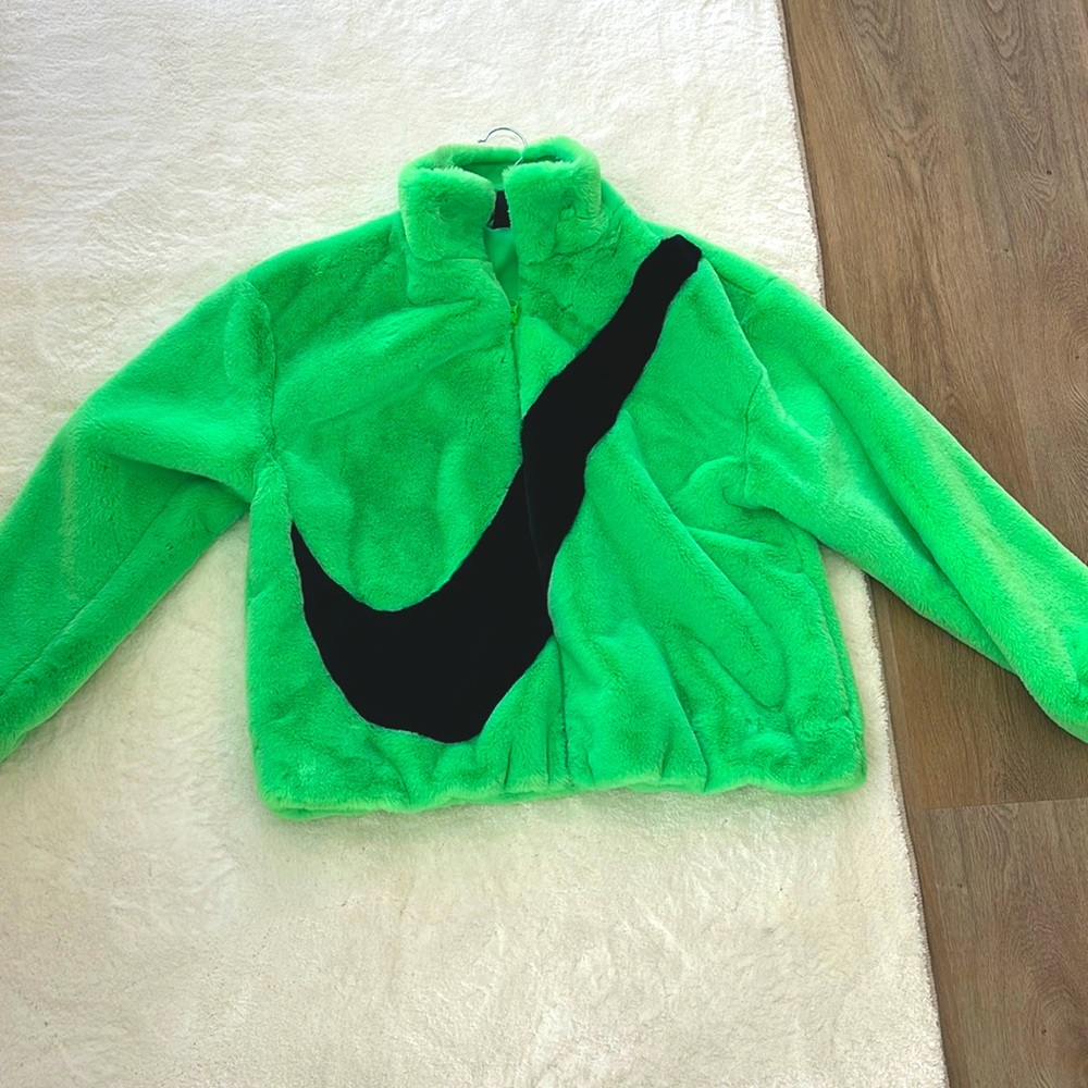 Softest Nike zip up!